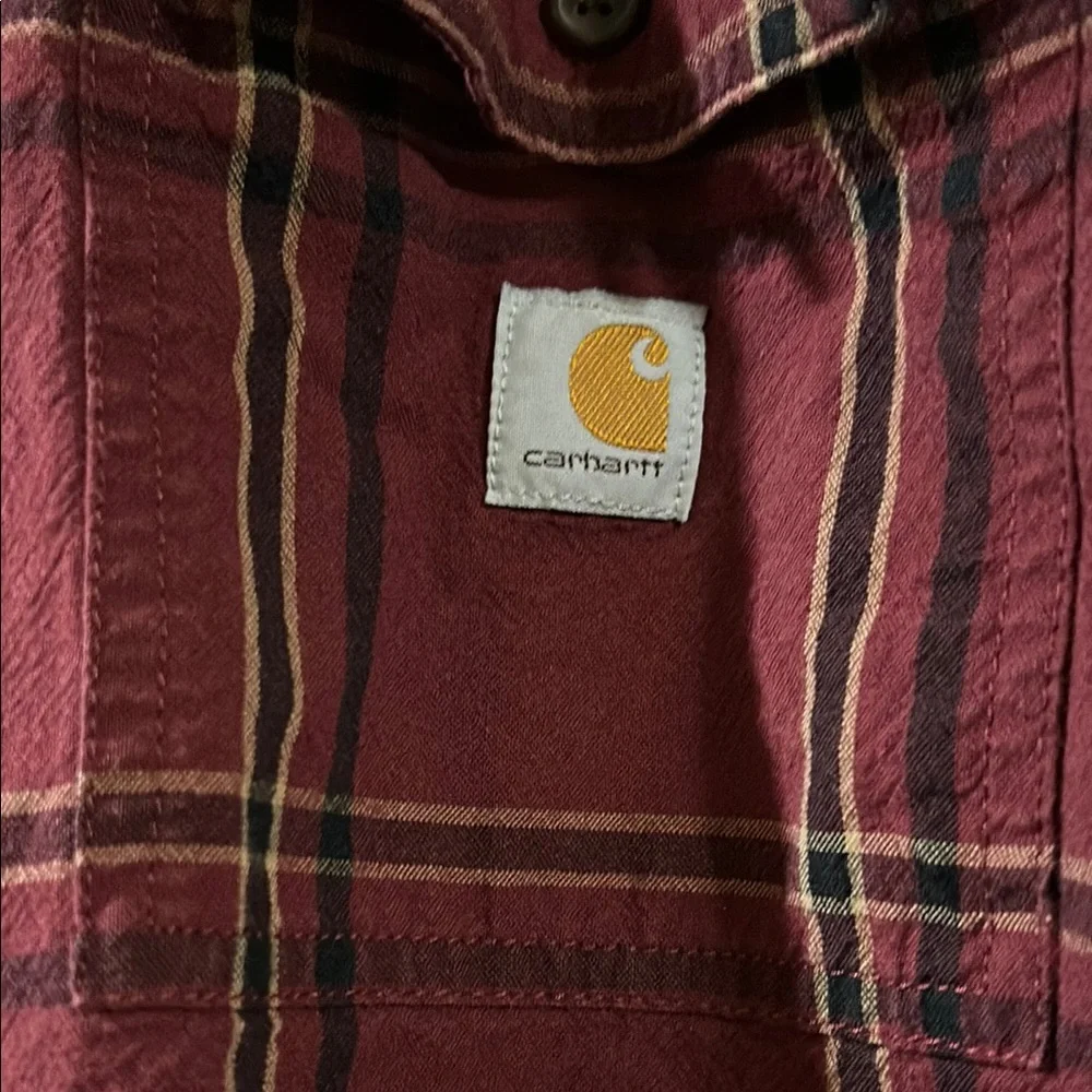 Carhartt Red Casual Button Down Shirt Plaid Design - Picture 2 of 6